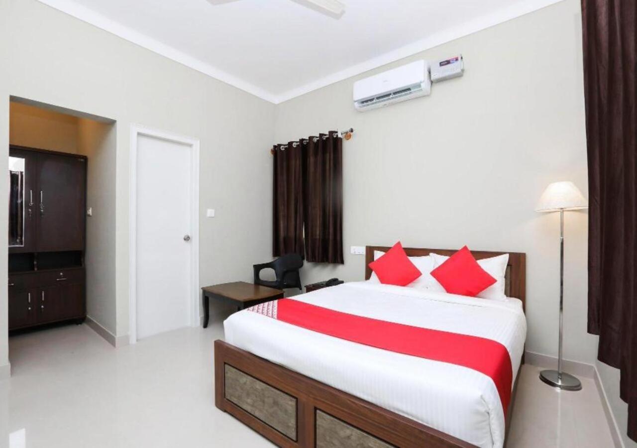 Hotel The Green Orchid ไมซอร์ ภายนอก รูปภาพ