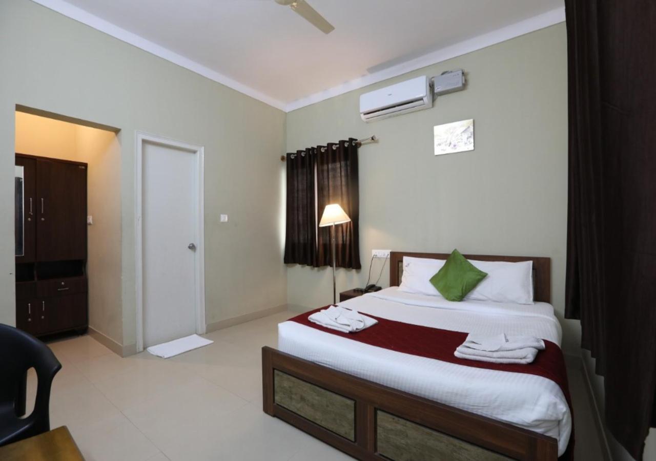Hotel The Green Orchid ไมซอร์ ภายนอก รูปภาพ